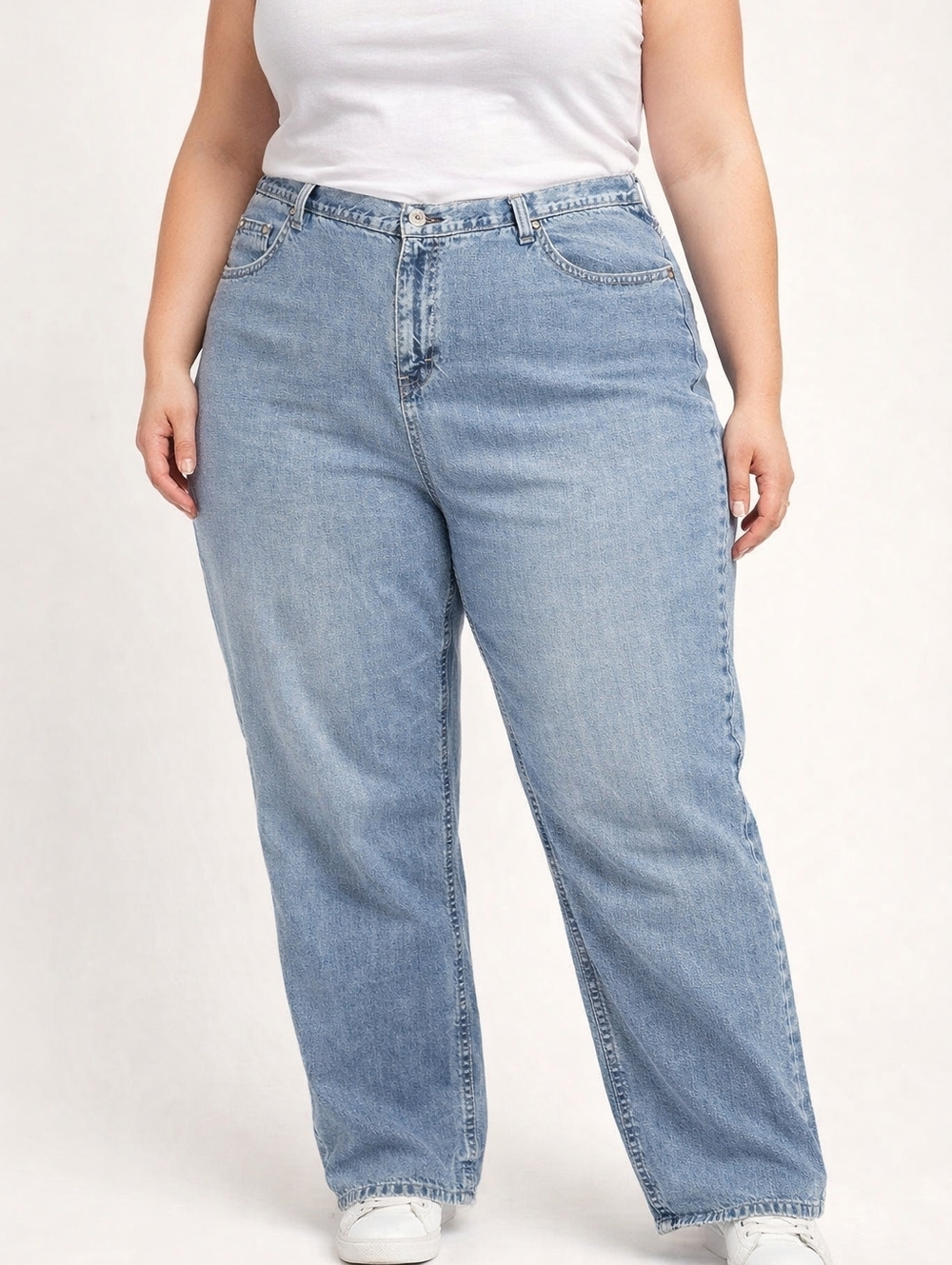 Vintage Tommy Hilfiger Women’s Light Wash Jeans Straight Leg Y2K Denim
